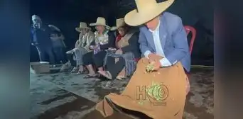 Chacchadores de coca concursan para ver quién arma el mejor bolo en La Libertad Chacchadores de coca concursan para ver quién arma el mejor bolo en La Libertad