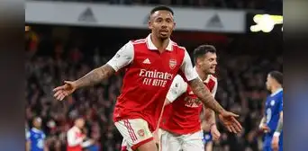 Arsenal derrotó 3-1 a Chelsea y vuelve al primer lugar de la Premier League