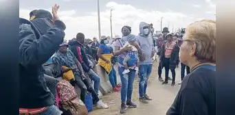 Chile anuncia empadronamiento de migrantes en la frontera