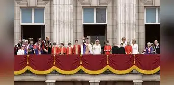 Reino Unido: Carlos III al fin consigue la corona de rey