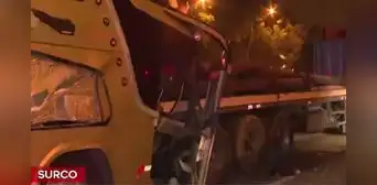 Surco: choque entre bus y tráiler deja un fallecido y 25 heridos en la Panamericana Sur Surco: choque entre bus y tráiler deja un fallecido y 25 heridos en la Panamericana Sur