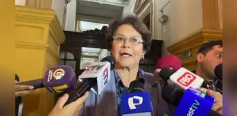 Gladys Echaíz a Dina Boluarte: “Debe ser más reflexiva y darse cuenta del cargo que ocupa”