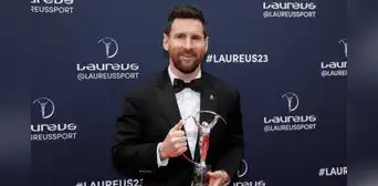 Lionel Messi ganó el premio laureus al mejor deportista del año y se olvidó del PSG en su declaración Lionel Messi ganó el premio laureus al mejor deportista del año y se olvidó del PSG en su declaración
