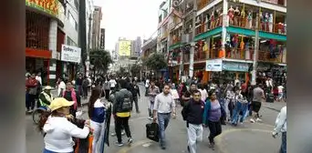 La Victoria: prohíben el ingreso de vendedores ambulantes al emporio de Gamarra La Victoria: prohíben el ingreso de vendedores ambulantes al emporio de Gamarra