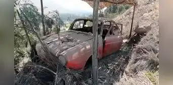 El misterioso cerro de Chaclacayo donde hay carros de lujo abandonados: así luce el lugar