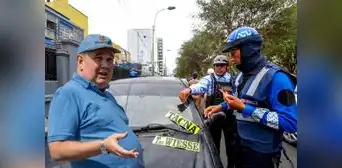 Transportistas critican a alcalde de Lima por beneficiar a colectivos