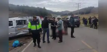 Día fatídico en Puno: 3 docentes y una enfermera mueren en accidente Día fatídico en Puno: 3 docentes y una enfermera mueren en accidente
