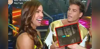 ¡Ampay! Paloma Fiuza es captada ingresando a su departamento con el 'chico dorado' Tomi Narbondo ¡Ampay! Paloma Fiuza es captada ingresando a su departamento con el 'chico dorado' Tomi Narbondo
