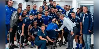 Hincha de Millonarios recibió la eutanasia un día después de conocer al equipo y cumplir su sueño Hincha de Millonarios recibió la eutanasia un día después de conocer al equipo y cumplir su sueño