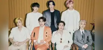 BTS lanza libro oficial "Beyond the story" por su aniversario 10 como grupo k-pop