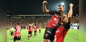 Alajuelense goleó 3-0 a Cartaginés y clasificó a la final de la Liga Promerica 2023 de Costa Rica