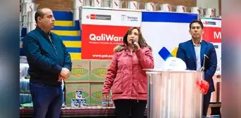 Revelan que Midis contrata con empresa del hermano del empresario que habría dado S/150.000 a Dina Boluarte Revelan que Midis contrata con empresa del hermano del empresario que habría dado S/150.000 a Dina Boluarte