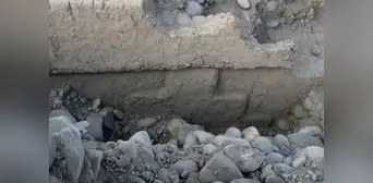 Huaral: arqueólogos hallan lo que sería la cruz andina más antigua de Sudamérica Huaral: arqueólogos hallan lo que sería la cruz andina más antigua de Sudamérica