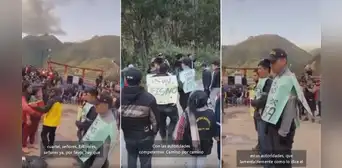 Retienen a policías y los obligan a caminar con carteles de “asesinos” en La Libertad Retienen a policías y los obligan a caminar con carteles de “asesinos” en La Libertad