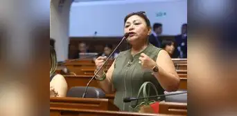 Congresista pide garantizar fumigación en todos los colegios de Piura para evitar más casos de dengue Congresista pide garantizar fumigación en todos los colegios de Piura para evitar más casos de dengue