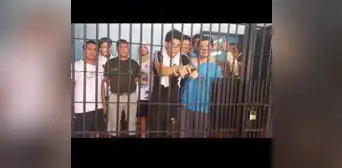 Liberan a personal del INPE secuestrados por reclusos del penal de Piura Liberan a personal del INPE secuestrados por reclusos del penal de Piura