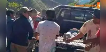 Áncash: 11 fallecidos y 10 heridos tras despiste y caída de miniván a abismo Áncash: 11 fallecidos y 10 heridos tras despiste y caída de miniván a abismo