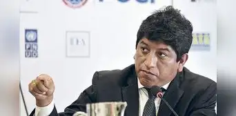 Congreso impone a Josué Gutiérrez, exabogado de Vladimir Cerrón, como defensor del Pueblo Congreso impone a Josué Gutiérrez, exabogado de Vladimir Cerrón, como defensor del Pueblo