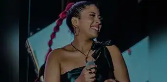 Azucena Calvay: “Mucha gente me critica si soy fea o bonita" Azucena Calvay: “Mucha gente me critica si soy fea o bonita"