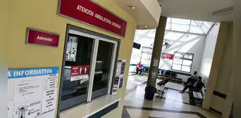 Niño fue al hospital por dolor de estómago, dijeron que no era grave, y murió horas después Niño fue al hospital por dolor de estómago, dijeron que no era grave, y murió horas después