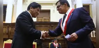 Josué Gutiérrez jura como nuevo defensor del Pueblo: "Agradezco al Congreso por el cargo" Josué Gutiérrez jura como nuevo defensor del Pueblo: "Agradezco al Congreso por el cargo"