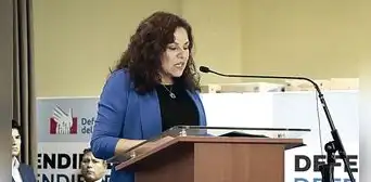 Eliana Revollar a Josué Gutiérrez: Recibe usted una institución independiente