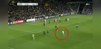 Miguel Trauco y el insólito golazo desde fuera del área que se hizo viral en la MLS