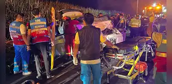 Trujillo: 6 muertos y 5 heridos dejó un choque frontal entre camionetas Trujillo: 6 muertos y 5 heridos dejó un choque frontal entre camionetas