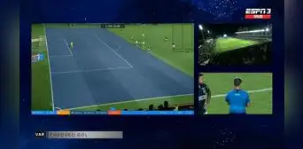 VAR anuló polémico gol de Universitario sobre Goiás tras posición adelantada de Valera
