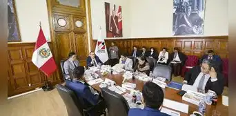 Poder Ejecutivo busca apoyo para ley que permite gobierno remoto