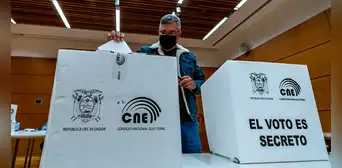 Ecuador adelantará elecciones generales el 20 de agosto tras disolución del Congreso Ecuador adelantará elecciones generales el 20 de agosto tras disolución del Congreso