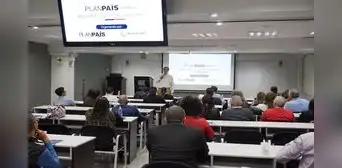 ONG Plan País promueve participación de jóvenes migrantes en Perú ONG Plan País promueve participación de jóvenes migrantes en Perú