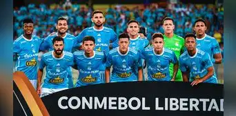 Los 2 jugadores de Cristal que fueron 'borrados' por Tiago Nunes tras discusión con el plantel