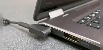 ¿Utilizar tu laptop enchufada a la corriente todo el tiempo puede dañar su batería? ¿Utilizar tu laptop enchufada a la corriente todo el tiempo puede dañar su batería?