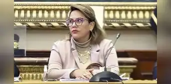 Digna Calle: revelan que congresista no vuelve de EE. UU. y ejerce funciones de manera virtual Digna Calle: revelan que congresista no vuelve de EE. UU. y ejerce funciones de manera virtual