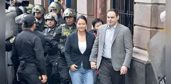 Keiko Fujimori no puede salir del Perú por 36 meses