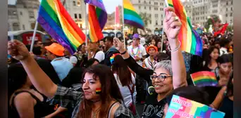 Mes del Orgullo LGTBIQ+: ¿Por qué se conmemora en junio?