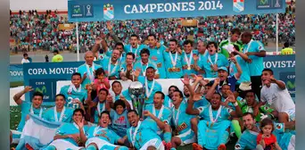 Llegó a Cristal a mitad de año, lo sacó campeón y hoy es DT del club en el que es ídolo