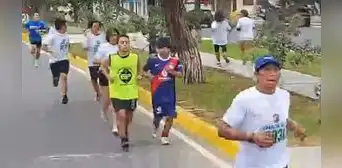 “Querer es poder”: joven con discapacidad visual es reconocido al participar de carrera de 10K “Querer es poder”: joven con discapacidad visual es reconocido al participar de carrera de 10K