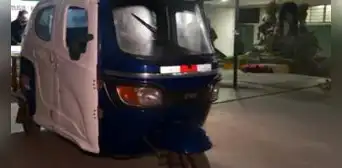 Hombre compra mototaxi a extranjeros y tras pagar casi S/8.000 estos se la roban Hombre compra mototaxi a extranjeros y tras pagar casi S/8.000 estos se la roban