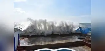 Balnearios del norte siguen perjudicados por oleajes anómalos Balnearios del norte siguen perjudicados por oleajes anómalos