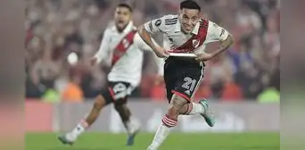 River Plate derrotó 2-0 a Fluminense y tiene un pie en los octavos de la Copa Libertadores River Plate derrotó 2-0 a Fluminense y tiene un pie en los octavos de la Copa Libertadores