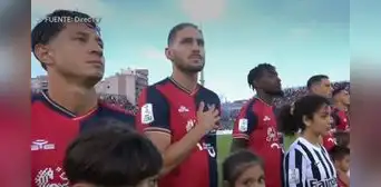 ¿Gianluca Lapadula cantó el himno de Italia? La reacción de 'Lapagol' en el Cagliari vs. Bari ¿Gianluca Lapadula cantó el himno de Italia? La reacción de 'Lapagol' en el Cagliari vs. Bari