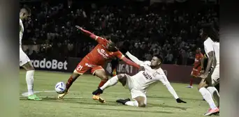 ¡Duro golpe! Universitario perdió 1-0 con Huancayo y culminó tercero en el Torneo Apertura ¡Duro golpe! Universitario perdió 1-0 con Huancayo y culminó tercero en el Torneo Apertura