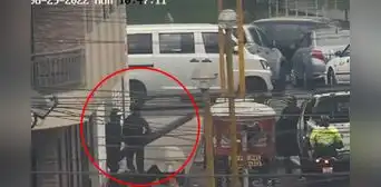 El Agustino: serenos capturan a delincuente que robaba hasta postes de luz, pero PNP lo liberó El Agustino: serenos capturan a delincuente que robaba hasta postes de luz, pero PNP lo liberó