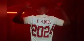 ¡Edison Flores vuelve a la 'U'! Universitario presentó al 'Orejas' hasta el centenario en 2024 ¡Edison Flores vuelve a la 'U'! Universitario presentó al 'Orejas' hasta el centenario en 2024