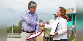 Guillermo Lasso tras reunión con Dina Boluarte: "Respaldo a la democracia peruana" Guillermo Lasso tras reunión con Dina Boluarte: "Respaldo a la democracia peruana"