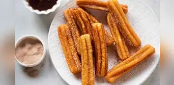 ¿De dónde provienen los populares churros y dónde puedes comerlos en Lima? ¿De dónde provienen los populares churros y dónde puedes comerlos en Lima?