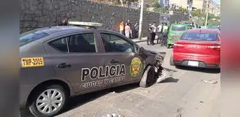 Rímac: así fue la persecución a un delincuente que ocasionó múltiple choque cuando huía de la PNP Rímac: así fue la persecución a un delincuente que ocasionó múltiple choque cuando huía de la PNP
