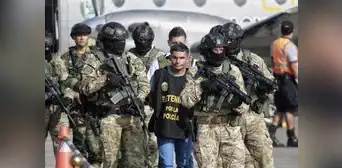 Camarada 'Carlos' fue capturado cuando planificaba ataque terrorista a base policial en el Vraem Camarada 'Carlos' fue capturado cuando planificaba ataque terrorista a base policial en el Vraem